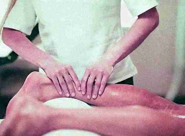Full Body Massage Service Full Body Massage Service
