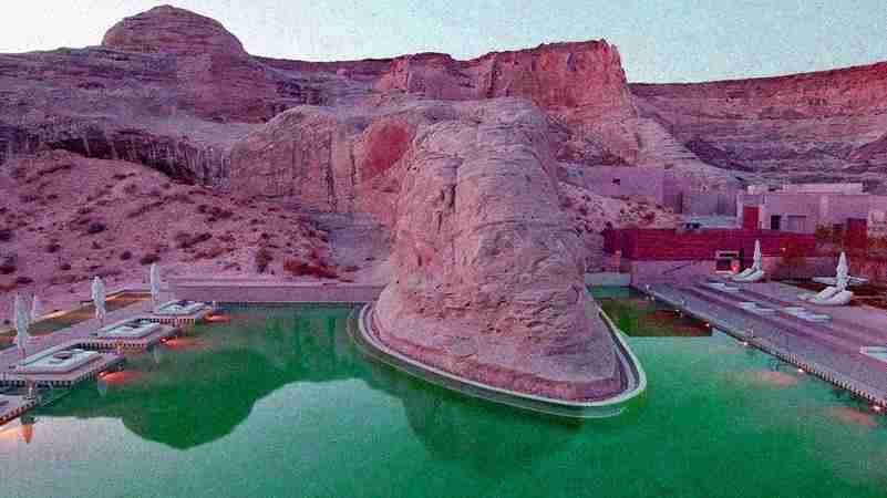 Desert Retreats Desert Retreats
