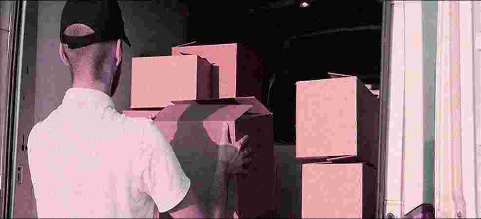 Full-Service Packers and Movers Full-Service Packers and Movers