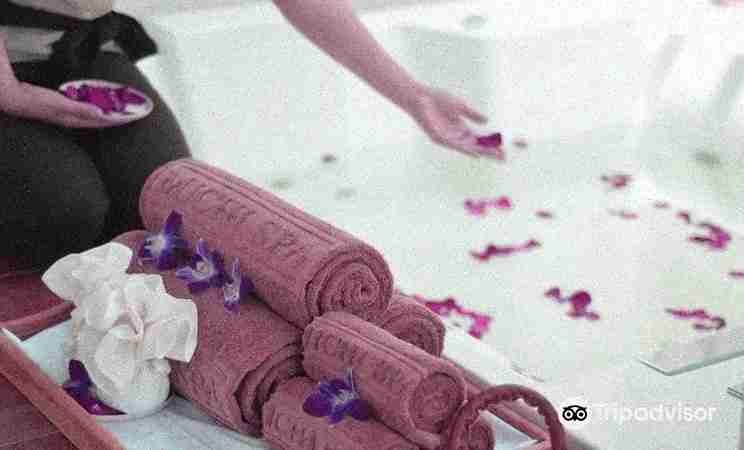 Unisex Spas Unisex Spas